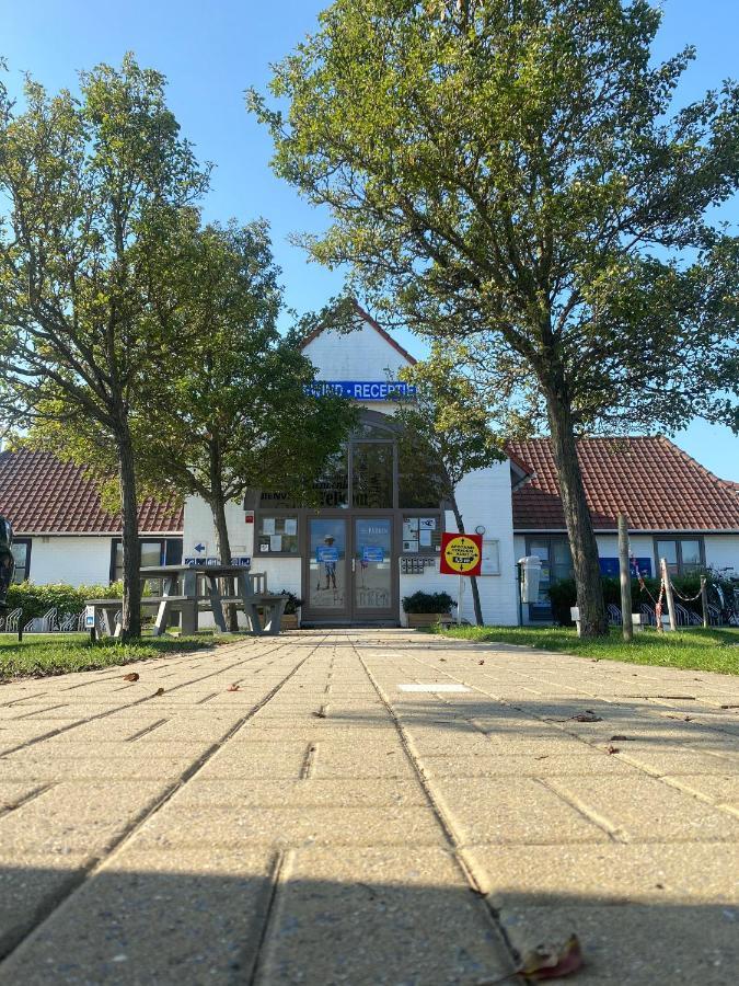布列登 Zeepark Zeewind酒店 外观 照片